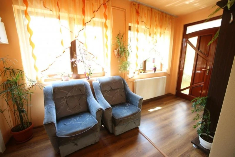 Sâncraiu Cazare | Motel (K1591-14) Imaginea poate fi supusă drepturilor de autor. Se recomandă contactarea titularului drepturilor.