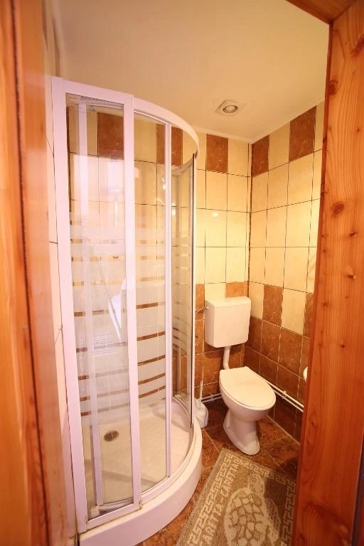 Kalotaszentkirály Szállás | Motel (K1591-26) A kép szerzői jogvédelem alatt állhat. Javasolt a kapcsolatfelvétel a jog tulajdonossal.