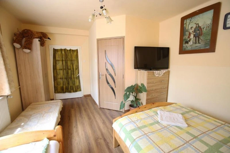 Sâncraiu Cazare | Motel (K1591-28) Imaginea poate fi supusă drepturilor de autor. Se recomandă contactarea titularului drepturilor.