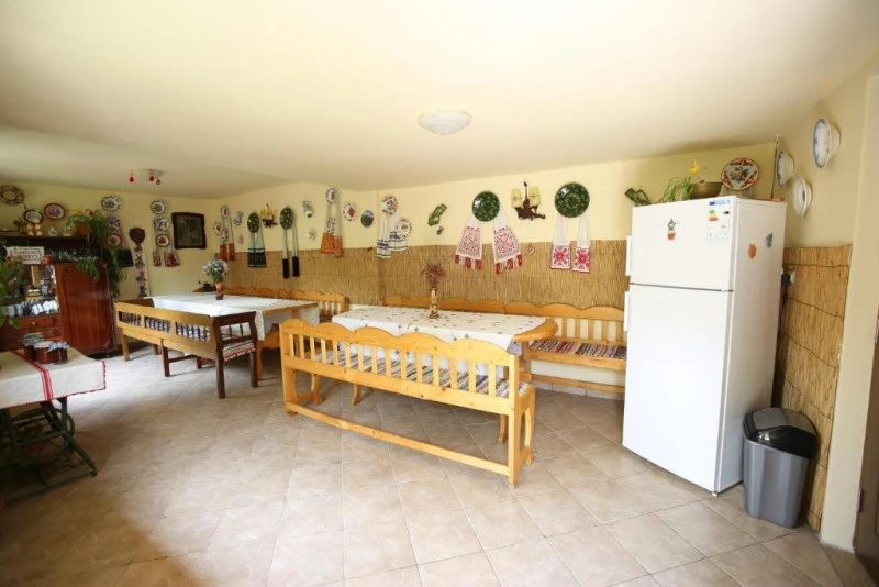 Sâncraiu Cazare | Motel (K1591-42) Imaginea poate fi supusă drepturilor de autor. Se recomandă contactarea titularului drepturilor.