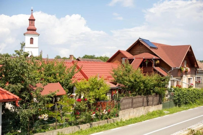 Sâncraiu Cazare | Pensiune (K1591-54) Imaginea poate fi supusă drepturilor de autor. Se recomandă contactarea titularului drepturilor.