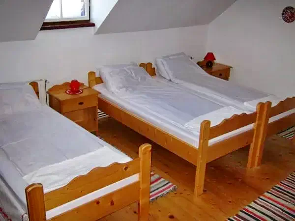 Kalotaszentkirály Szállás | Motel (K1186-7) A kép szerzői jogvédelem alatt állhat. Javasolt a kapcsolatfelvétel a jog tulajdonossal.