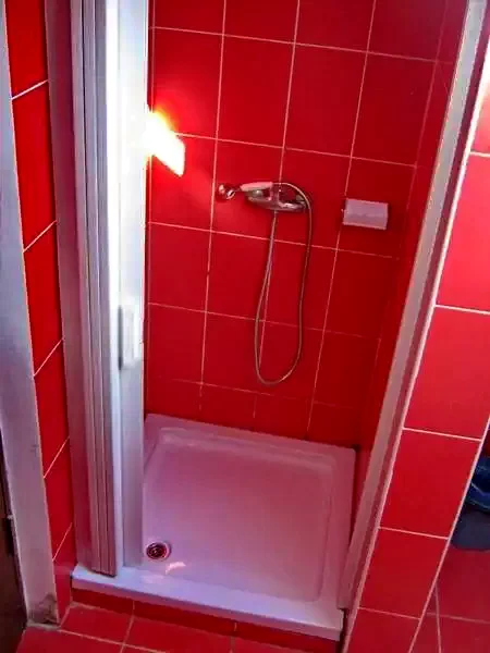 Kalotaszentkirály Szállás | Motel (K1186-8) A kép szerzői jogvédelem alatt állhat. Javasolt a kapcsolatfelvétel a jog tulajdonossal.