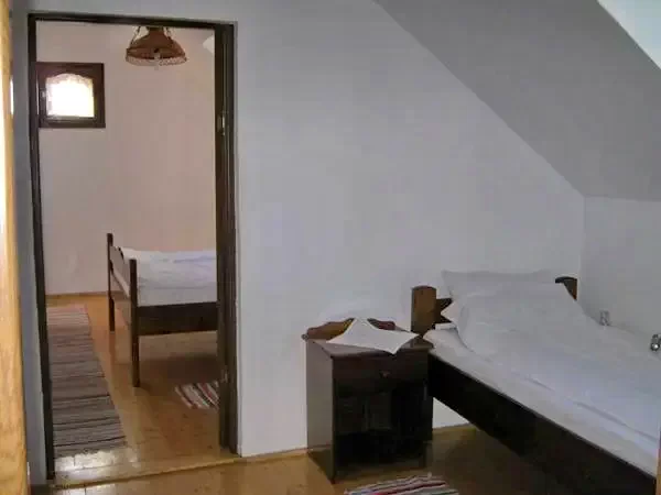 Kalotaszentkirály Szállás | Motel (K1186-28) A kép szerzői jogvédelem alatt állhat. Javasolt a kapcsolatfelvétel a jog tulajdonossal.