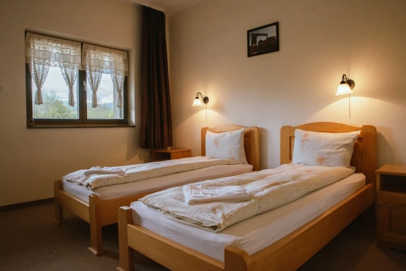 Kápolnásfalu Szállás | Motel (K1240-17) A kép szerzői jogvédelem alatt állhat. Javasolt a kapcsolatfelvétel a jog tulajdonossal.