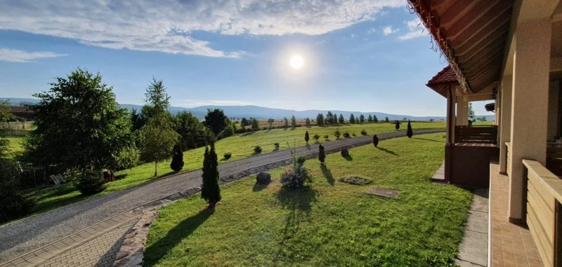 Căpâlnița Cazare | Motel (K1240-21) Imaginea poate fi supusă drepturilor de autor. Se recomandă contactarea titularului drepturilor.