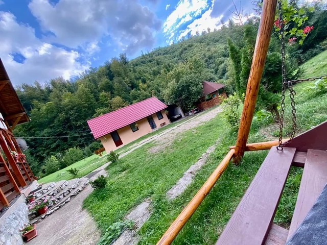 Boga Völgye Szállás | Üdülőfalu (K1455-36) A kép szerzői jogvédelem alatt állhat. Javasolt a kapcsolatfelvétel a jog tulajdonossal.