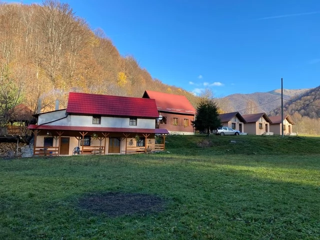 Valea Boga Cazare | Sat de vacanță (K1455-40) Imaginea poate fi supusă drepturilor de autor. Se recomandă contactarea titularului drepturilor.