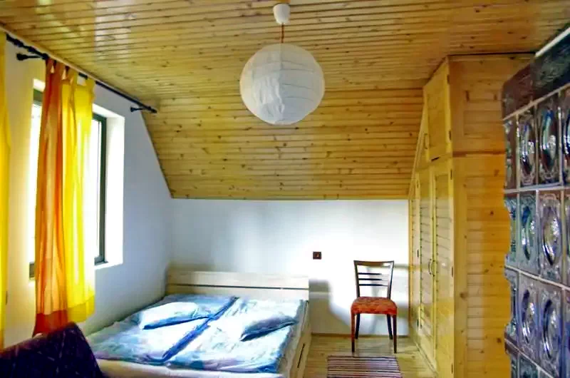 Miercurea Ciuc Cazare | Sat de vacanță (K0439-10) Imaginea poate fi supusă drepturilor de autor. Se recomandă contactarea titularului drepturilor.