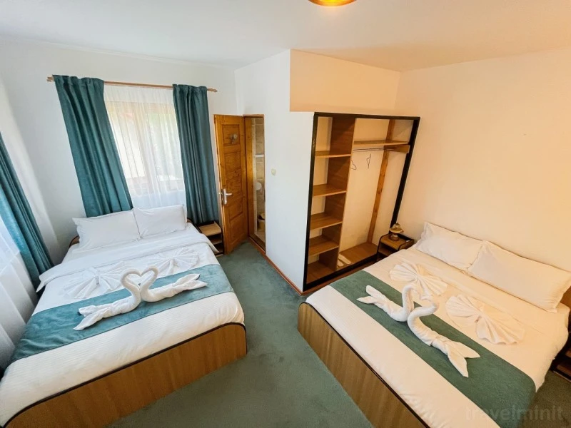 Bușteni Cazare | Pensiune (K1565-28) Imaginea poate fi supusă drepturilor de autor. Se recomandă contactarea titularului drepturilor.