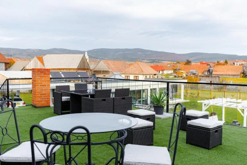 Căpâlnița Cazare | Casă de apartamente (K1592-36) Imaginea poate fi supusă drepturilor de autor. Se recomandă contactarea titularului drepturilor.