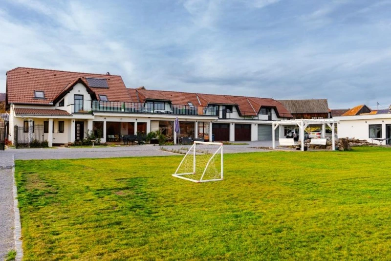 Kápolnásfalu Szállás | Apartmanház (K1592-43) A kép szerzői jogvédelem alatt állhat. Javasolt a kapcsolatfelvétel a jog tulajdonossal.