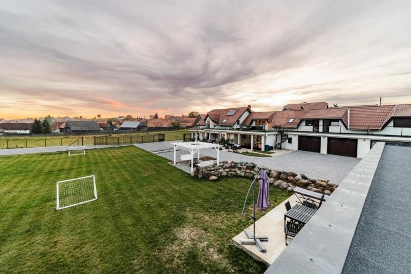 Kápolnásfalu Szállás | Apartmanház (K1592-68) A kép szerzői jogvédelem alatt állhat. Javasolt a kapcsolatfelvétel a jog tulajdonossal.