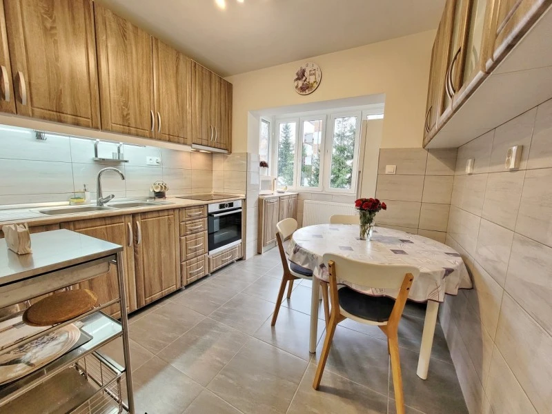 Székelyudvarhely Szállás | Bérelhető lakás/szoba (K1367-18) A kép szerzői jogvédelem alatt állhat. Javasolt a kapcsolatfelvétel a jog tulajdonossal.