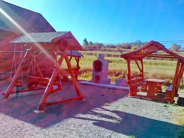 Praid Cazare | Casă de apartamente (K0215-2) Imaginea poate fi supusă drepturilor de autor. Se recomandă contactarea titularului drepturilor.