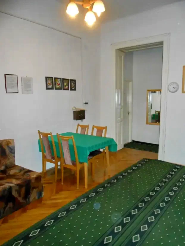 Budapest Szállás | Apartmanház (K0289-1) A kép szerzői jogvédelem alatt állhat. Javasolt a kapcsolatfelvétel a jog tulajdonossal.