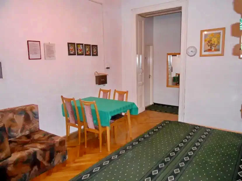 Budapest Szállás | Apartmanház (K0289-4) A kép szerzői jogvédelem alatt állhat. Javasolt a kapcsolatfelvétel a jog tulajdonossal.