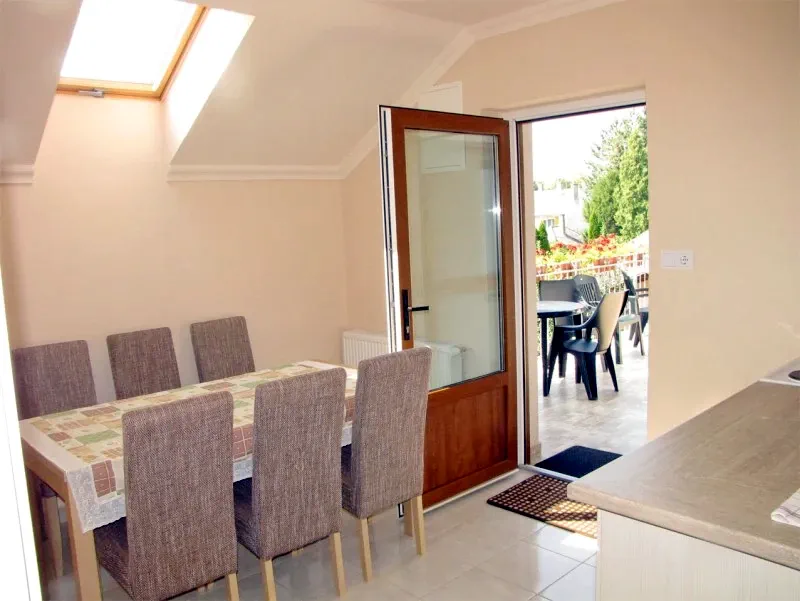 Hajdúszoboszló Szállás | Apartmanház (K1027-6) A kép szerzői jogvédelem alatt állhat. Javasolt a kapcsolatfelvétel a jog tulajdonossal.