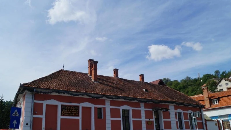 Brașov Cazare | Pensiune (K0079-19) Imaginea poate fi supusă drepturilor de autor. Se recomandă contactarea titularului drepturilor.