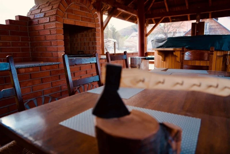 Gyergyószárhegy Szállás | Panzió (K1074-35) A kép szerzői jogvédelem alatt állhat. Javasolt a kapcsolatfelvétel a jog tulajdonossal.