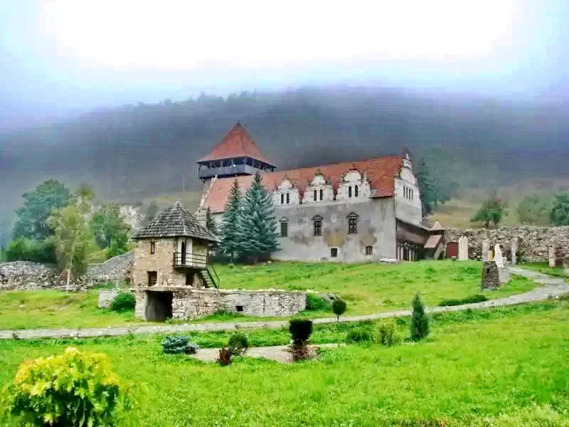 Lăzarea Cazare | Pensiune (K1074-48) Imaginea poate fi supusă drepturilor de autor. Se recomandă contactarea titularului drepturilor.