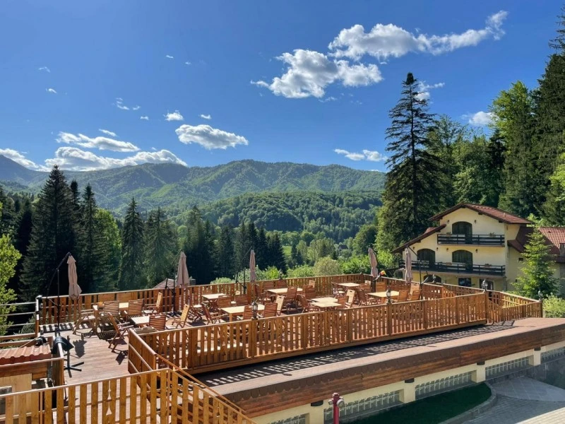 Brașov Cazare | Pensiune (K1593-76) Imaginea poate fi supusă drepturilor de autor. Se recomandă contactarea titularului drepturilor.