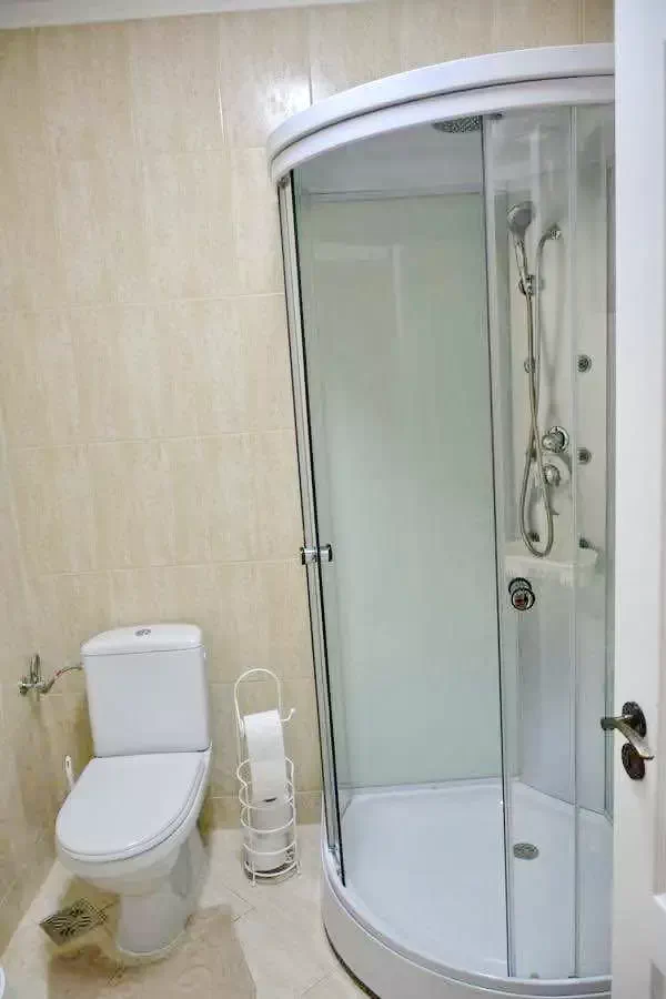 Hațeg Cazare | Cabană (K0262-18) Imaginea poate fi supusă drepturilor de autor. Se recomandă contactarea titularului drepturilor.