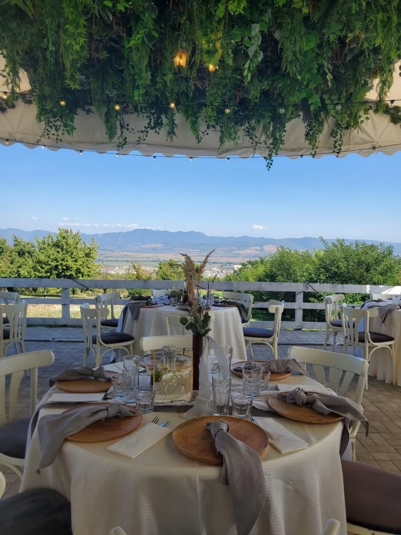 Deva Cazare | Han (K1474-71) Imaginea poate fi supusă drepturilor de autor. Se recomandă contactarea titularului drepturilor.