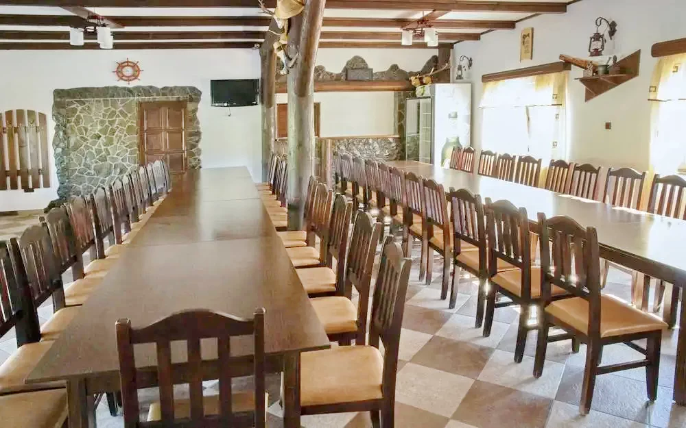 Corund Cazare | Cabană (K0412-3) Imaginea poate fi supusă drepturilor de autor. Se recomandă contactarea titularului drepturilor.