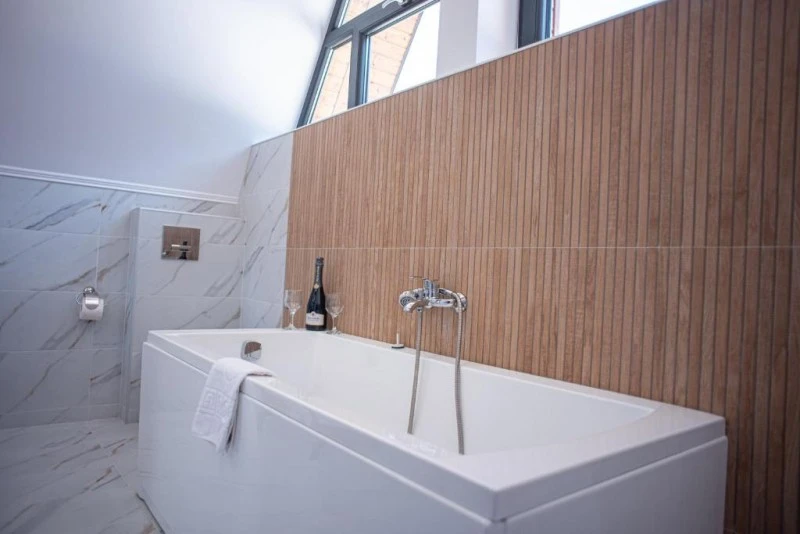 Bușteni Cazare | Hotel-apartament (K1582-167) Imaginea poate fi supusă drepturilor de autor. Se recomandă contactarea titularului drepturilor.