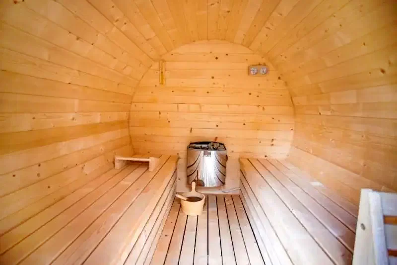 Komandó Szállás | Panzió (K1222-39) A kép szerzői jogvédelem alatt állhat. Javasolt a kapcsolatfelvétel a jog tulajdonossal.