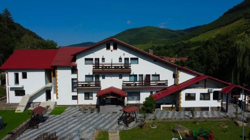 Sibiu Cazare | Pensiune (K1595-40) Imaginea poate fi supusă drepturilor de autor. Se recomandă contactarea titularului drepturilor.