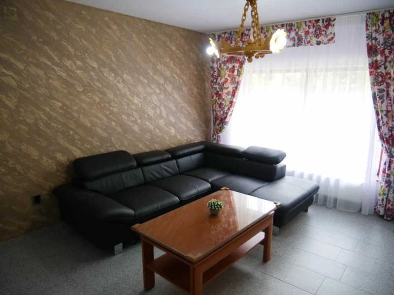 Sibiu Cazare | Pensiune (K1595-46) Imaginea poate fi supusă drepturilor de autor. Se recomandă contactarea titularului drepturilor.