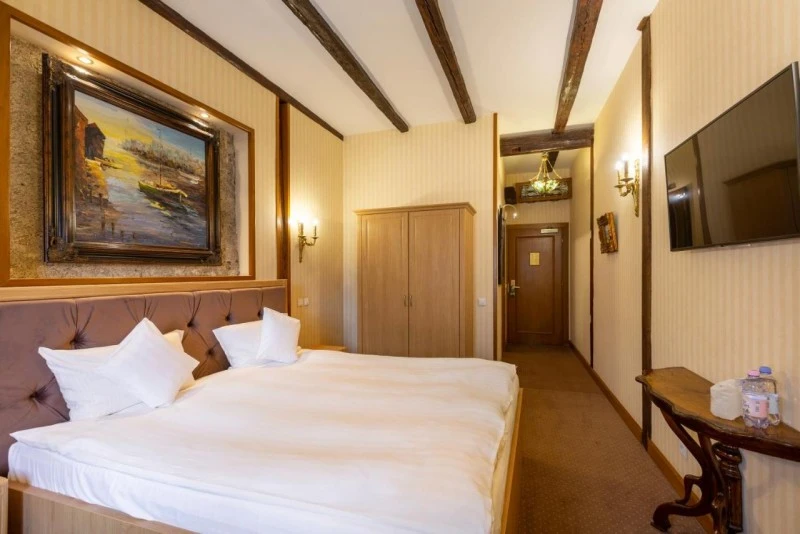 Sibiu Cazare | Hotel*** (K1561-25) Imaginea poate fi supusă drepturilor de autor. Se recomandă contactarea titularului drepturilor.