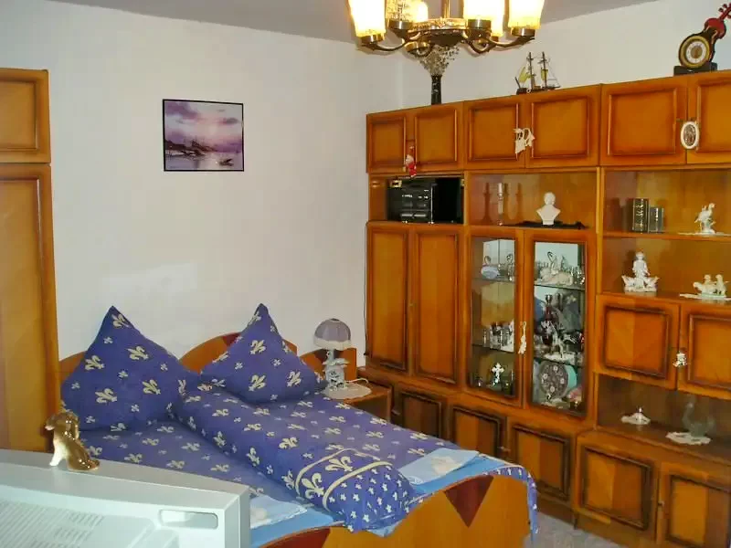 Sibiu Cazare | Pensiune (K0598-10) Imaginea poate fi supusă drepturilor de autor. Se recomandă contactarea titularului drepturilor.