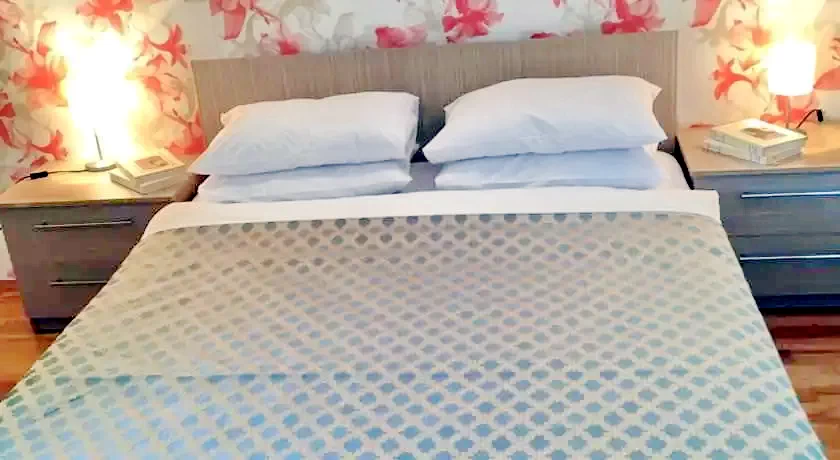 Sibiu Cazare | Cabană (K0422-11) Imaginea poate fi supusă drepturilor de autor. Se recomandă contactarea titularului drepturilor.