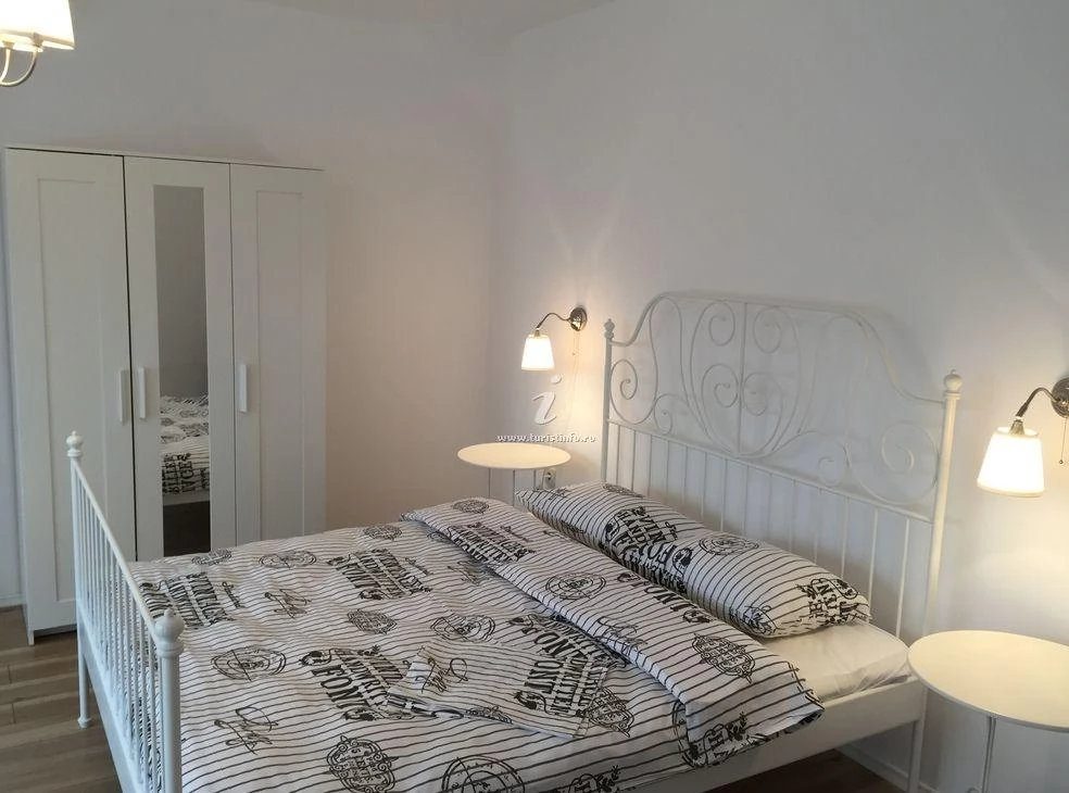 Sibiu Cazare | Cabană (K0422-15) Imaginea poate fi supusă drepturilor de autor. Se recomandă contactarea titularului drepturilor.