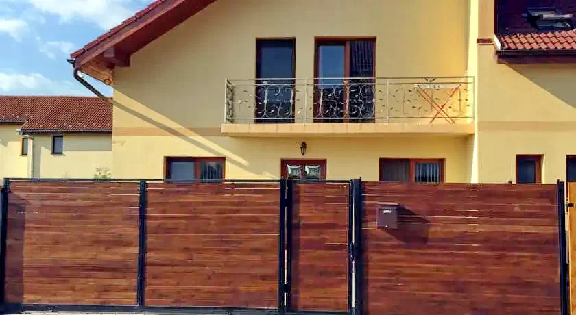 Sibiu Cazare | Cabană (K0422-21) Imaginea poate fi supusă drepturilor de autor. Se recomandă contactarea titularului drepturilor.