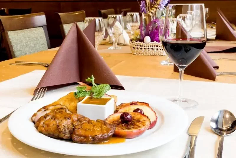 Cazare Sovata - Hotel Muresul Health SPA*** | Szováta - Hotel Muresul Health SPA***. Imaginea poate fi supusă drepturilor de autor. Se recomandă contactarea titularului drepturilor.