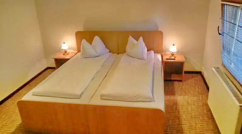 Sovata Cazare | Vilă (K0063-13) Imaginea poate fi supusă drepturilor de autor. Se recomandă contactarea titularului drepturilor.