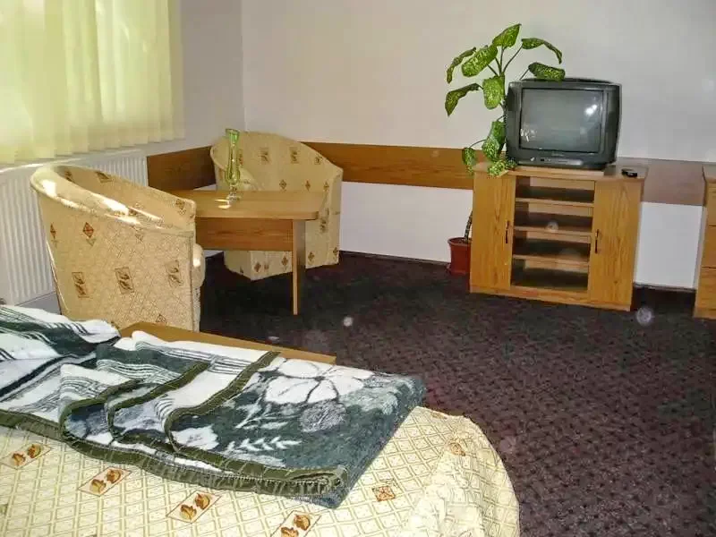 Cazare Sovata - Vila Edit *** | Szováta - Edit Villa ***. Imaginea poate fi supusă drepturilor de autor. Se recomandă contactarea titularului drepturilor.