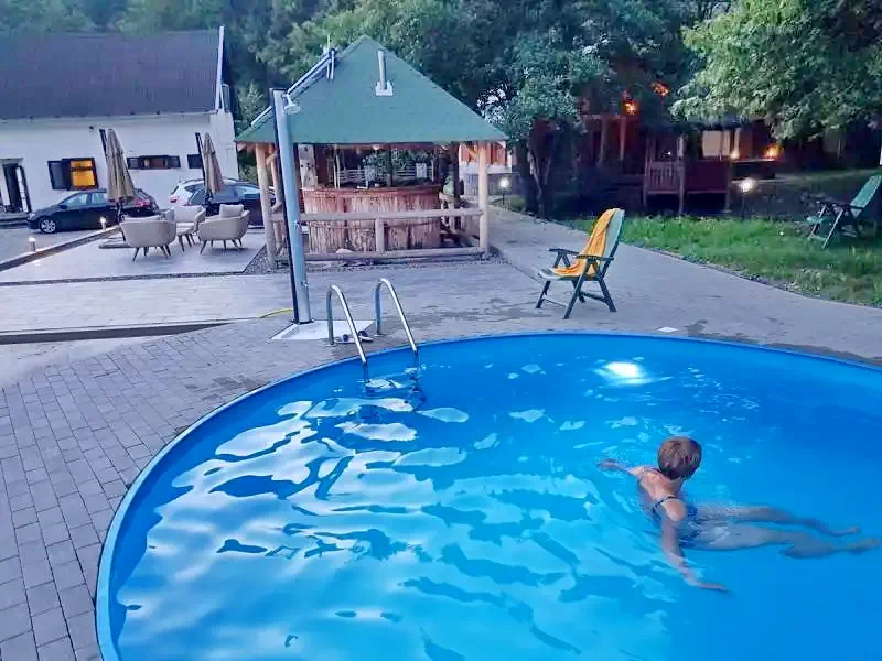 Cazare Sovata - Casa de vacanță Borbála*** | Szováta - Borbála Vadászház***. Imaginea poate fi supusă drepturilor de autor. Se recomandă contactarea titularului drepturilor.