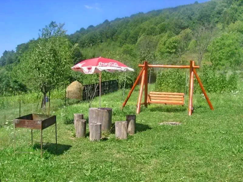 Cazare Sovata - Cabana Kelemen | Szováta - Kelemen Kulcsosház. Imaginea poate fi supusă drepturilor de autor. Se recomandă contactarea titularului drepturilor.