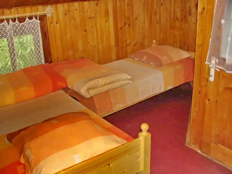 Cazare Sovata - Casa de vacanță Fehér* | Szováta - Fehér Kulcsosház*. Imaginea poate fi supusă drepturilor de autor. Se recomandă contactarea titularului drepturilor.