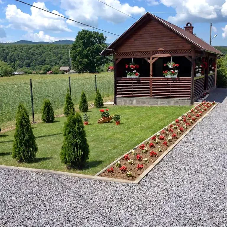 Cazare Sovata - Casa de vacanță Bambi | Szováta - Bambi Vendégház. Imaginea poate fi supusă drepturilor de autor. Se recomandă contactarea titularului drepturilor.