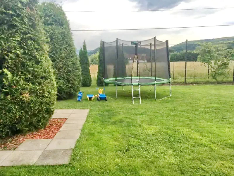 Sovata Cazare | Casă de oaspeți (K0226-35) Imaginea poate fi supusă drepturilor de autor. Se recomandă contactarea titularului drepturilor.