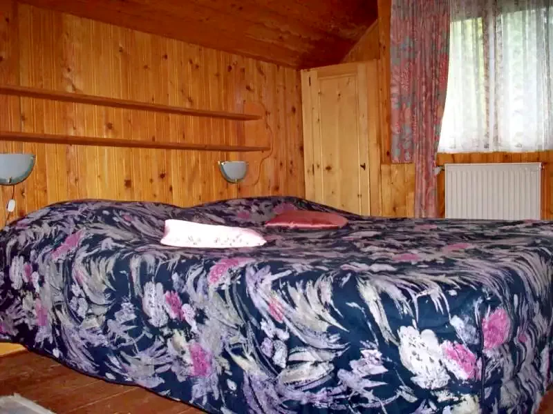 Cazare Sovata - Cabana Bavaria** | Szováta - Bavaria Menedékház**. Imaginea poate fi supusă drepturilor de autor. Se recomandă contactarea titularului drepturilor.