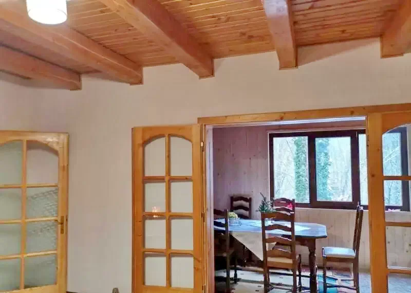 Cazare Sovata - Cabana Anita | Szováta - Anita Kulcsosház. Imaginea poate fi supusă drepturilor de autor. Se recomandă contactarea titularului drepturilor.