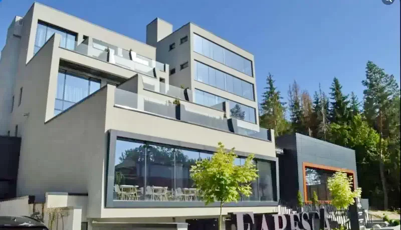 Cazare Sovata - Hotel Boutique Fabesca**** | Szováta - Boutique Fabesca Hotel****. Imaginea poate fi supusă drepturilor de autor. Se recomandă contactarea titularului drepturilor.