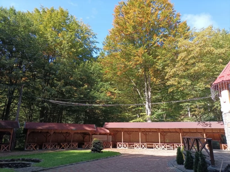 Szováta Szállás | Kulcsosház (K1477-23) A kép szerzői jogvédelem alatt állhat. Javasolt a kapcsolatfelvétel a jog tulajdonossal.